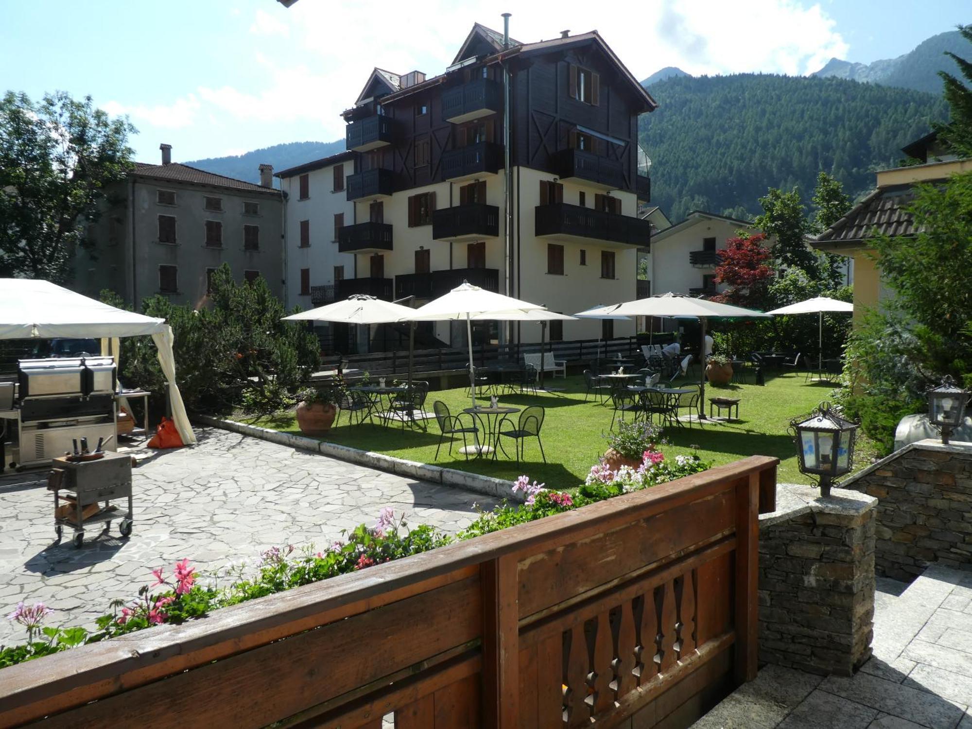 Hotel Posta Aprica Eksteriør billede